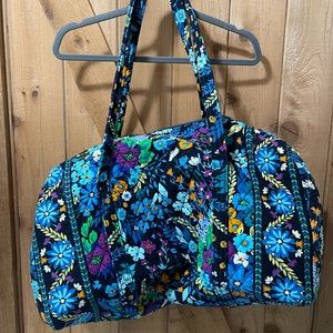 Vera Bradley large duffel Bag.   Like new